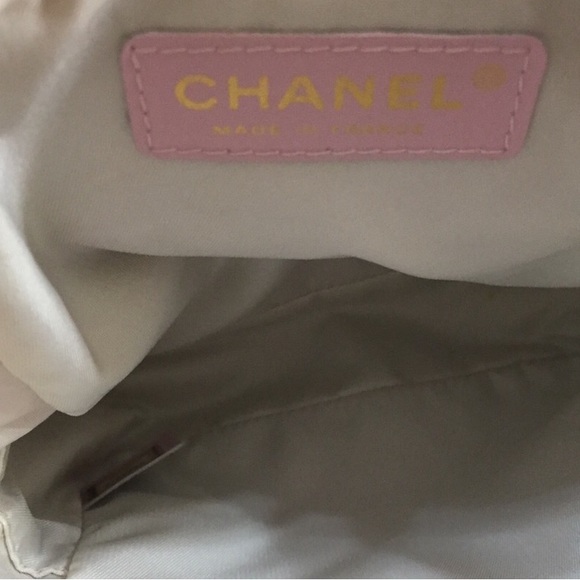 🆕 Chanel New Travel Line crossbody bag - Picture 6 of 7